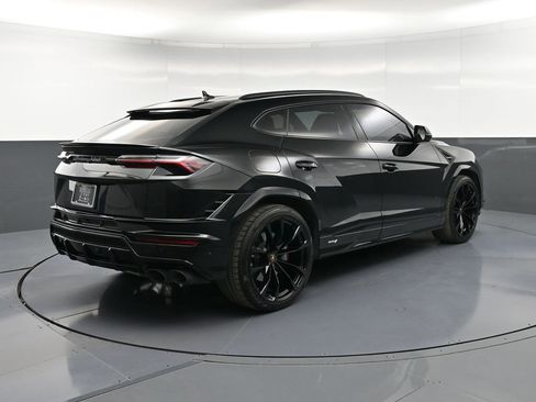 Used 2024 Lamborghini Urus S AWD/4WD image 8
