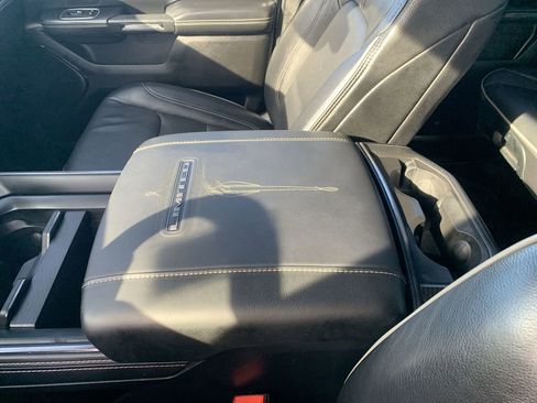 Used 2024 RAM 1500 Limited image 23