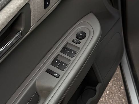 Used 2017 Chevrolet Traverse LS image 13