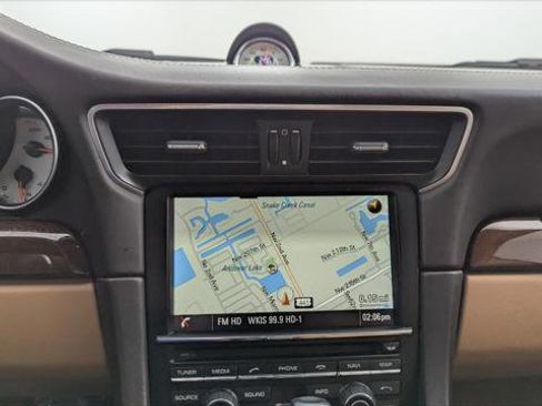 Used 2015 Porsche 911 Turbo S image 23