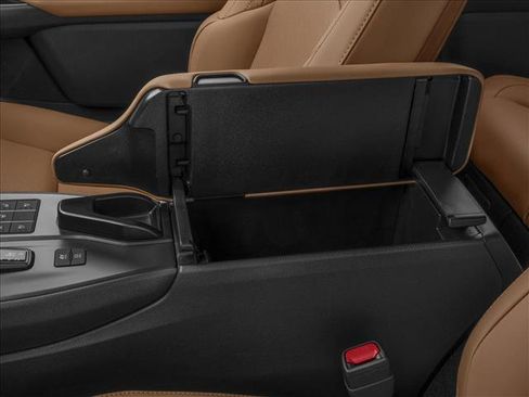 New 2026 Lexus UX 300h FWD image 10