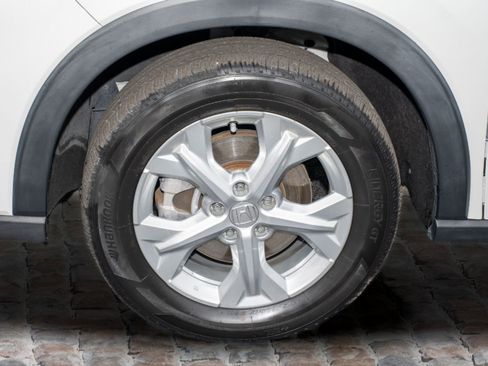 Certified 2023 Honda HR-V LX image 37