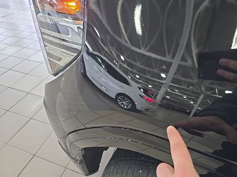 Used 2023 GMC Sierra 1500 Denali Ultimate image 13