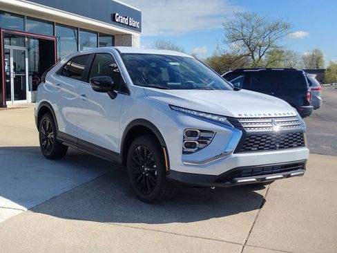 New 2026 Mitsubishi Eclipse Cross LE AWD/4WD image 10