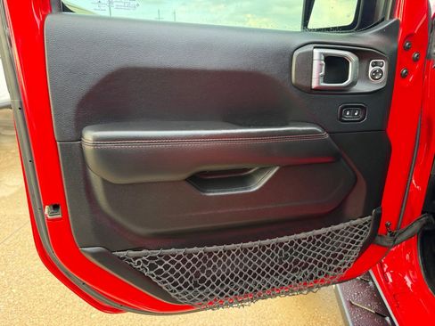 Used 2018 Jeep Wrangler Unlimited Rubicon w/ Dual Top Group image 20