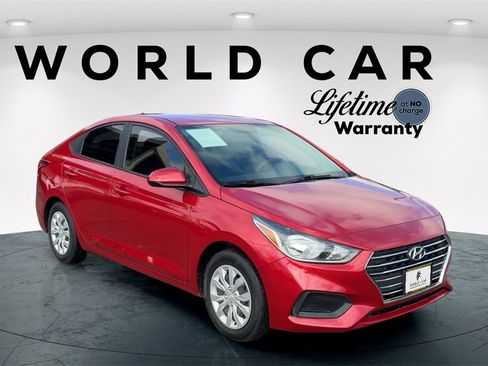 Used 2020 Hyundai Accent SE image 1