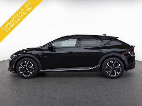 Certified 2024 Kia EV6 Light AWD/4WD image 8