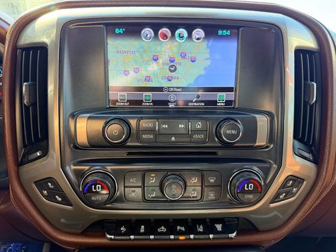 Used 2016 Chevrolet Silverado 2500 High Country w/ Duramax Plus Package AWD/4WD image 30