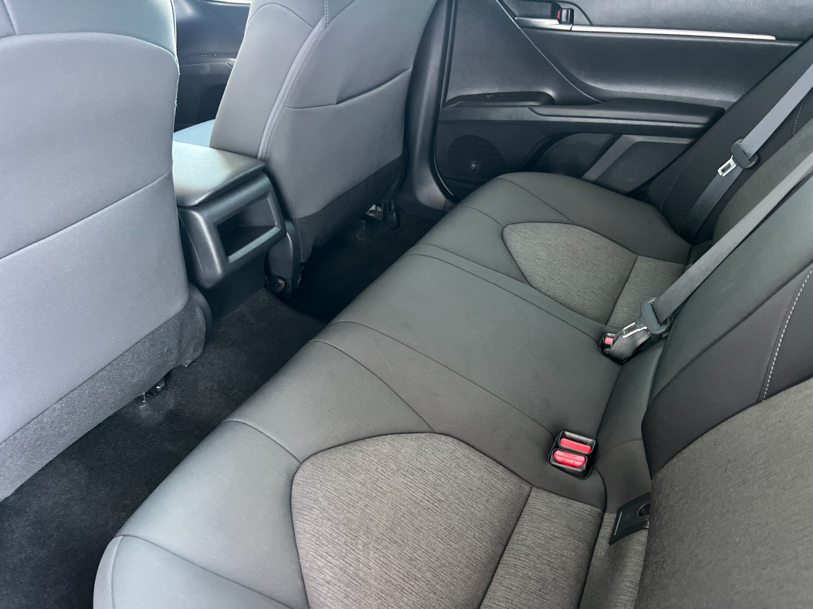 Used 2022 Toyota Camry LE w/ Audio Upgrade Package FWD image 12