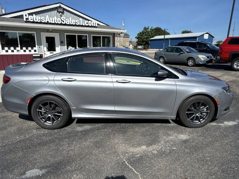 Used 2015 Chrysler 200 S w/ Navigation & Sound Group I FWD image 13