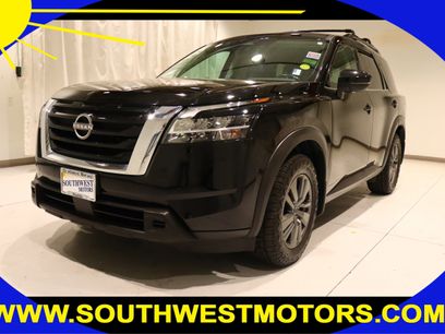 Used 2022 Nissan Pathfinder SV w/ Cargo Package