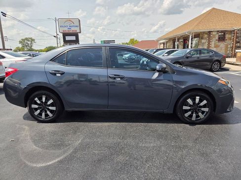 Used 2016 Toyota Corolla LE FWD image 6