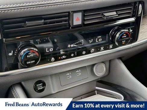 New 2026 Nissan Rogue Platinum AWD/4WD image 15