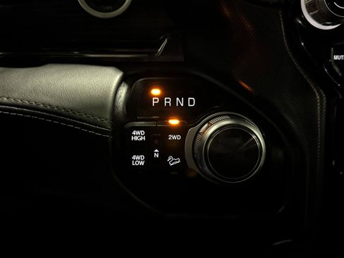 Used 2022 RAM 2500 Limited AWD/4WD image 31