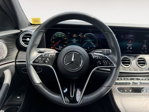 Used 2023 Mercedes-Benz E 350 4MATIC Sedan image 17