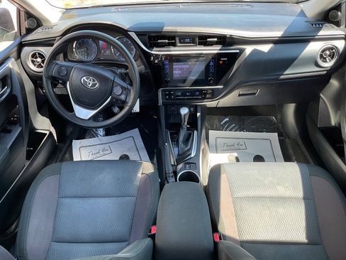 Used 2017 Toyota Corolla LE FWD image 11