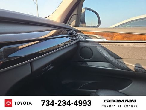 Used 2015 BMW X5 xDrive50i image 33