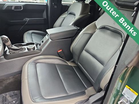 Used 2025 Ford Bronco Outer Banks image 15