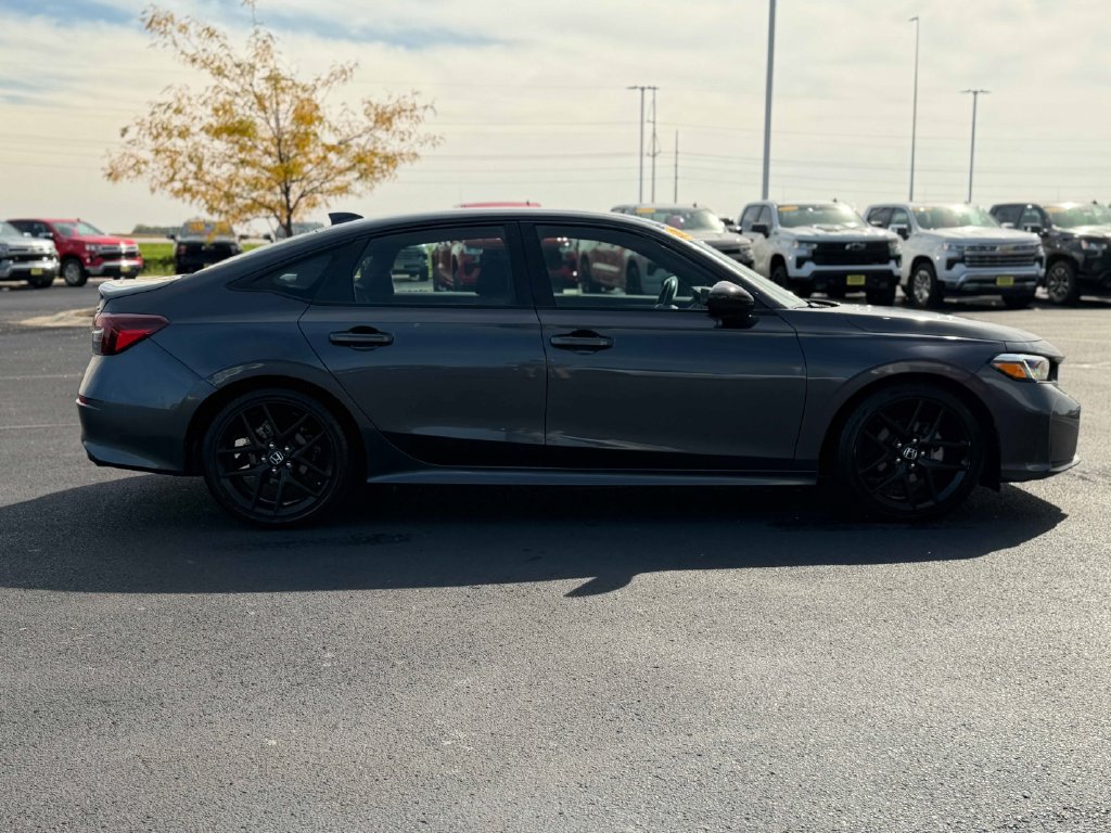 Used 2025 Honda Civic Sport image 6