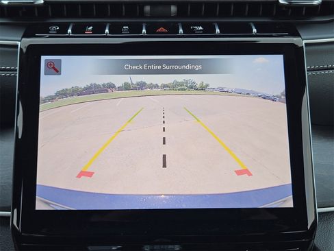 New 2025 Jeep Grand Cherokee L Limited w/ Black Appearance Package image 19