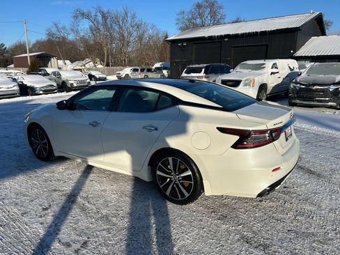 Used 2023 Nissan Maxima SL image 6