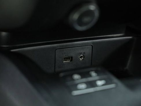 Used 2021 Ford Ranger XL image 19