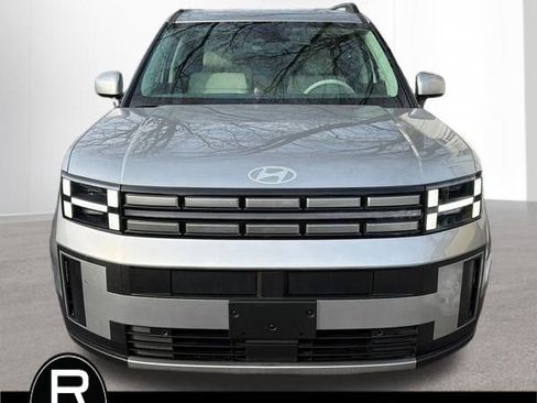 Used 2026 Hyundai Santa Fe SEL image 3