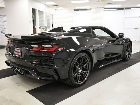 Used 2024 Chevrolet Corvette Z06 image 7