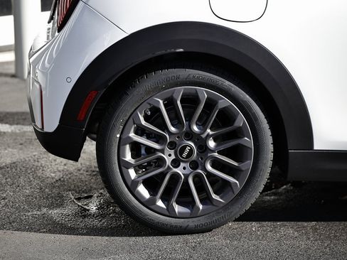 New 2026 MINI Cooper 2-Door Hardtop image 6