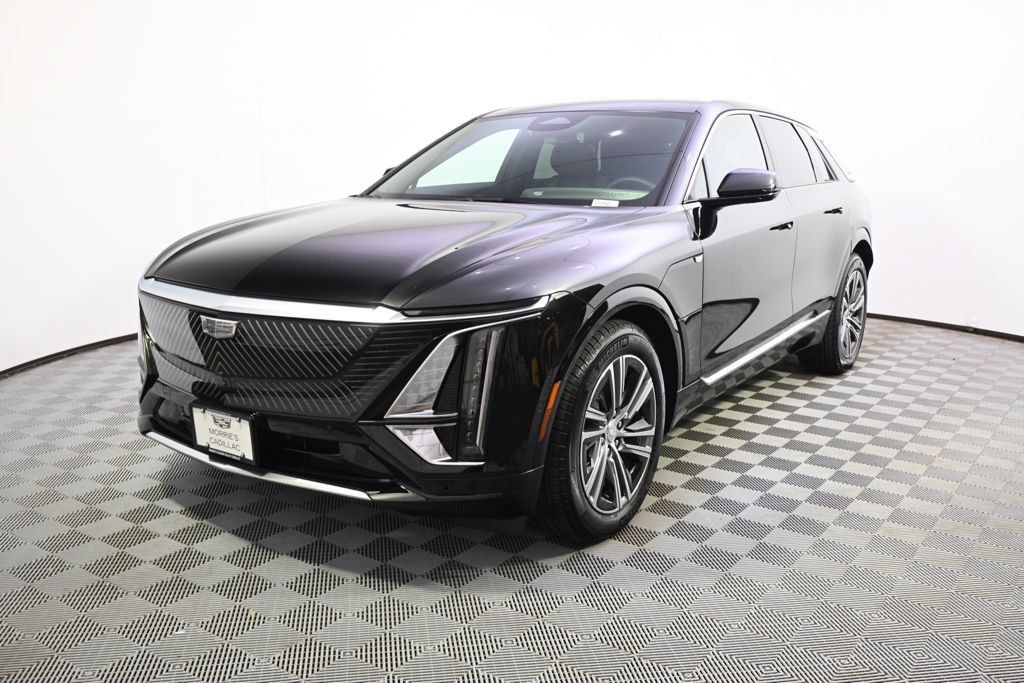 New 2026 Cadillac Lyriq Luxury w/ LPO, Floor Liner Package AWD/4WD image 1