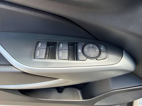 New 2026 Chevrolet Trax RS FWD image 23
