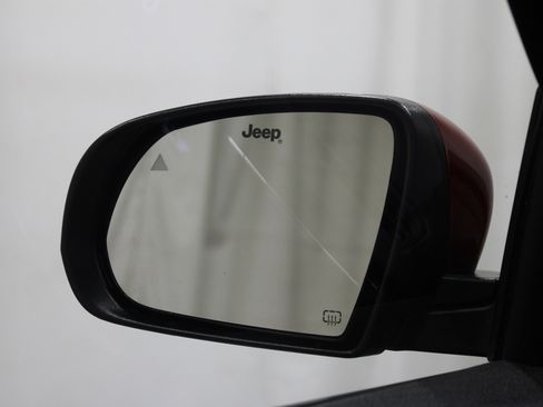 Used 2022 Jeep Compass Limited w/ (RED) Package image 26