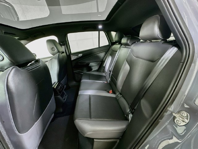 Certified 2023 Volkswagen ID.4 Pro S AWD/4WD image 26
