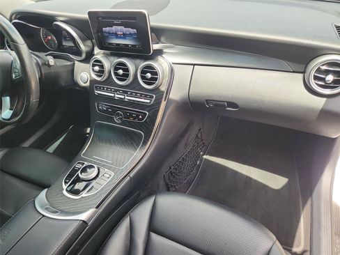 Used 2017 Mercedes-Benz C 300 Sedan image 27