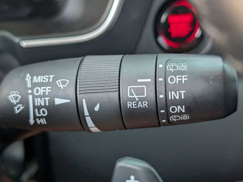 Used 2024 Honda Pilot Touring image 29