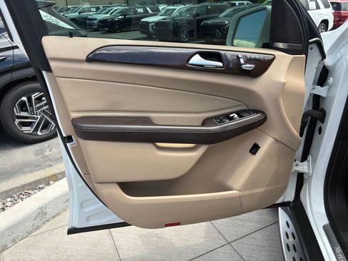 Used 2016 Mercedes-Benz GLE 350 image 13