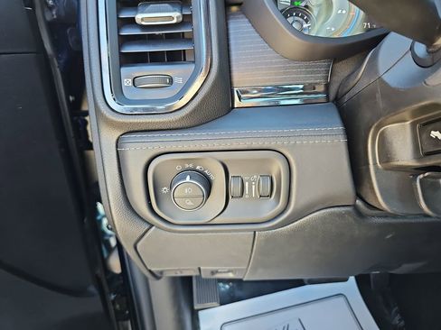 Used 2022 RAM 2500 Limited image 29