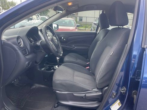 Used 2018 Nissan Versa SV w/ SV Special Edition Package FWD image 5