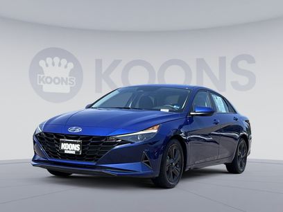 Certified 2023 Hyundai Elantra SEL w/ Cargo Package