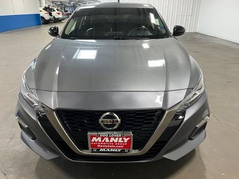 Used 2019 Nissan Altima 2.5 SR w/ SR Premium Package FWD image 8