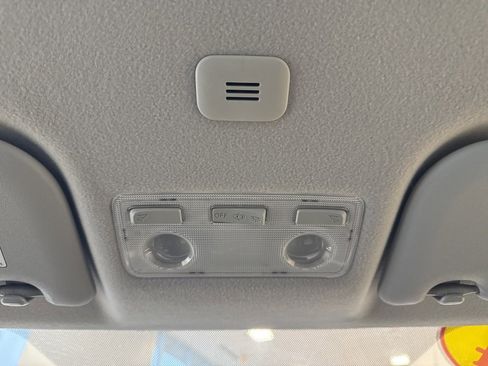 Used 2014 Toyota Prius C Two image 28