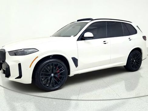 Used 2025 BMW X5 sDrive40i w/ M Sport Package RWD image 4