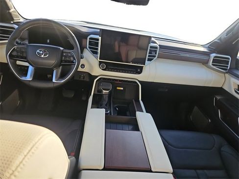 Used 2024 Toyota Sequoia Capstone image 10