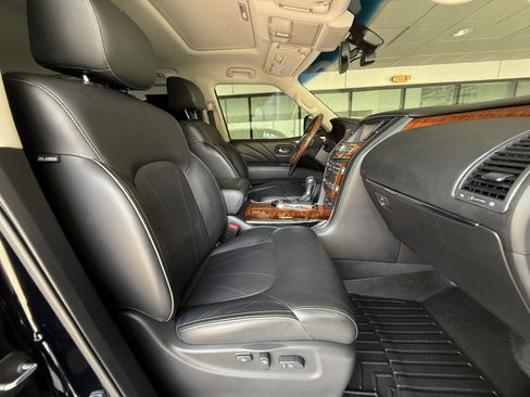 Used 2015 INFINITI QX80 2WD w/ Deluxe Technology Package image 31