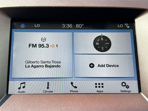 Used 2018 Ford Edge Titanium image 15