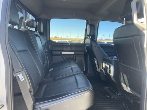 Used 2020 Ford F250 Lariat w/ Chrome Package image 15