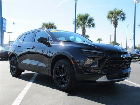 Certified 2023 Chevrolet Blazer LT w/ Midnight/Sport Edition FWD image 3