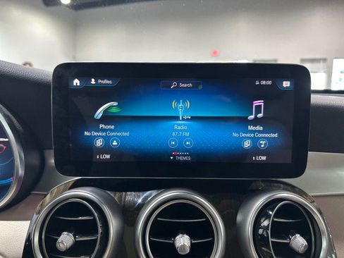 Used 2021 Mercedes-Benz GLC 300 w/ Premium Package image 55