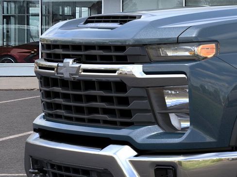 New 2026 Chevrolet Silverado 3500 LT image 23