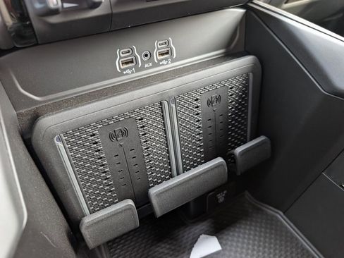 New 2026 RAM 2500 Big Horn AWD/4WD image 34